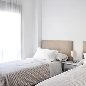 https://city-center-and-free-parking-apartment.hotelsincadiz.net